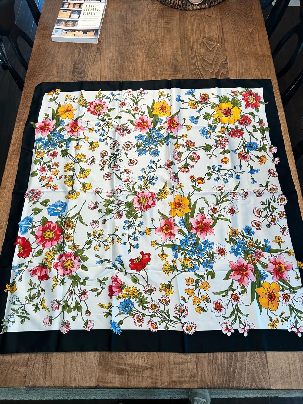 Vintage Tie Rack Art of the Scarf’ Flora Botanical Scarf, 90 cm NWT, deadstock